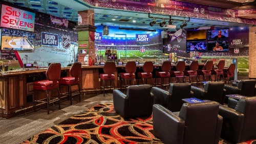 Silver Sevens Hotel & Casino image 9